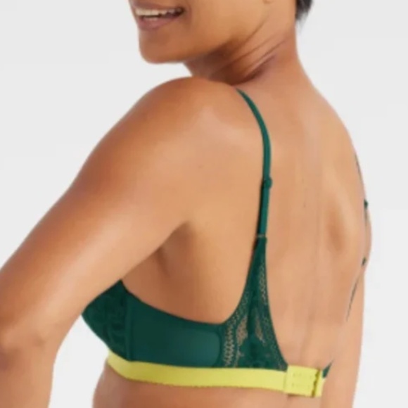 Knix Green Lace Bra - Picture 2 of 7